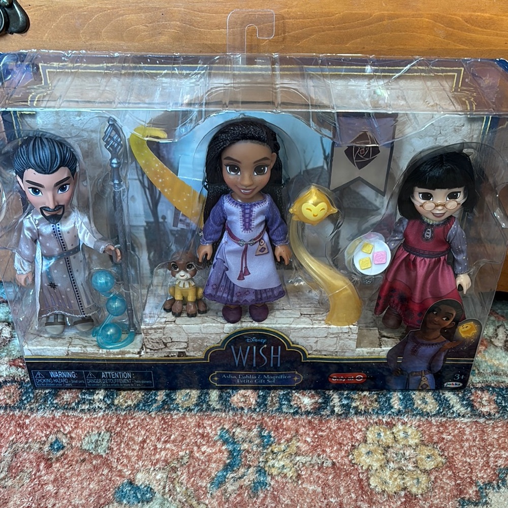 Disney Wish Petite Gift Set